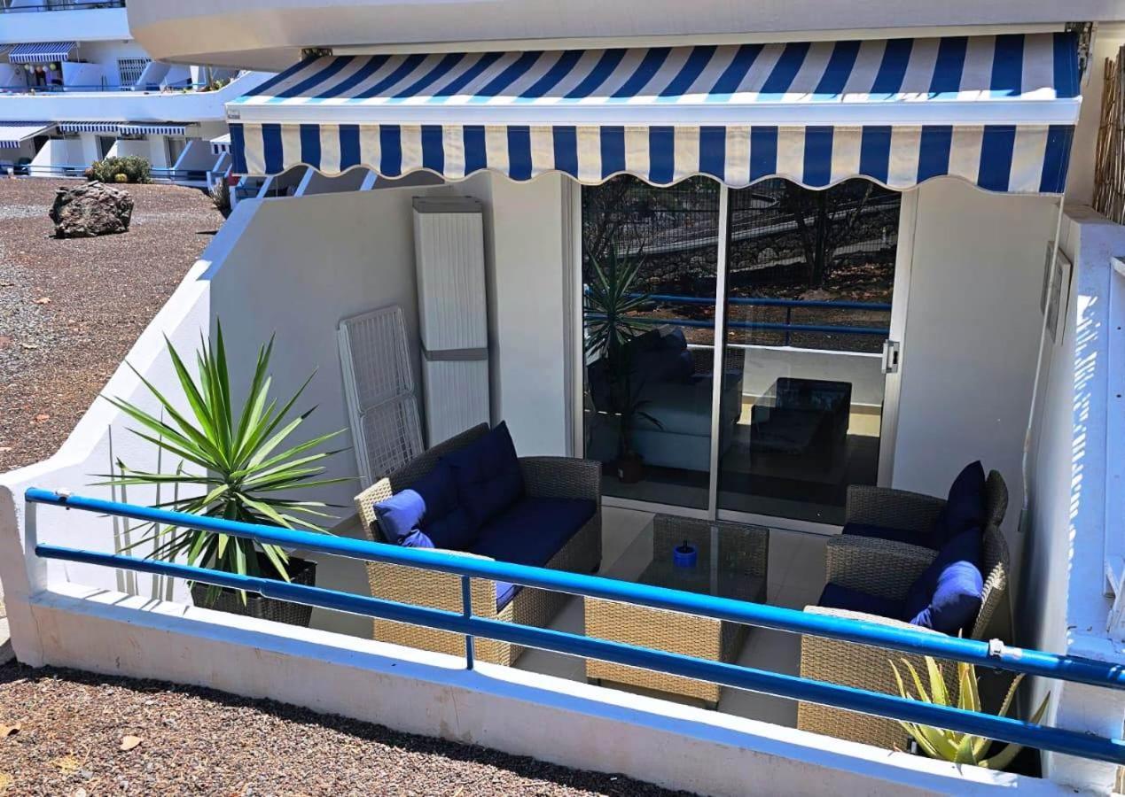 Blue Bay Paradise - Beach Front Apartment With Sea View Плая Параизо Екстериор снимка