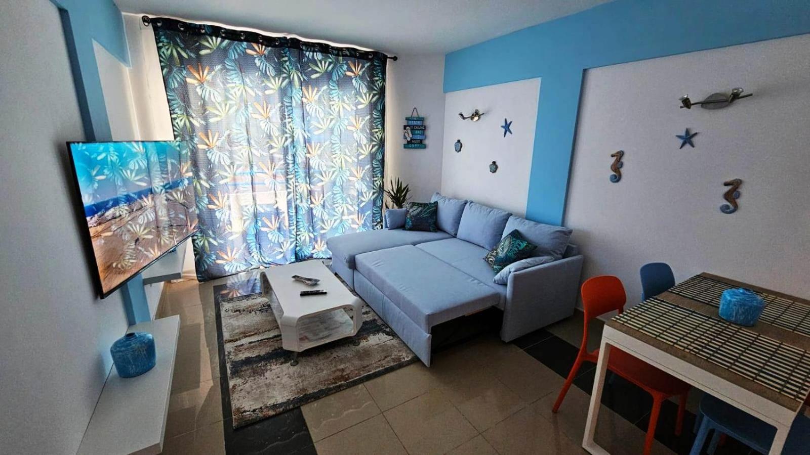 Blue Bay Paradise - Beach Front Apartment With Sea View Плая Параизо Екстериор снимка